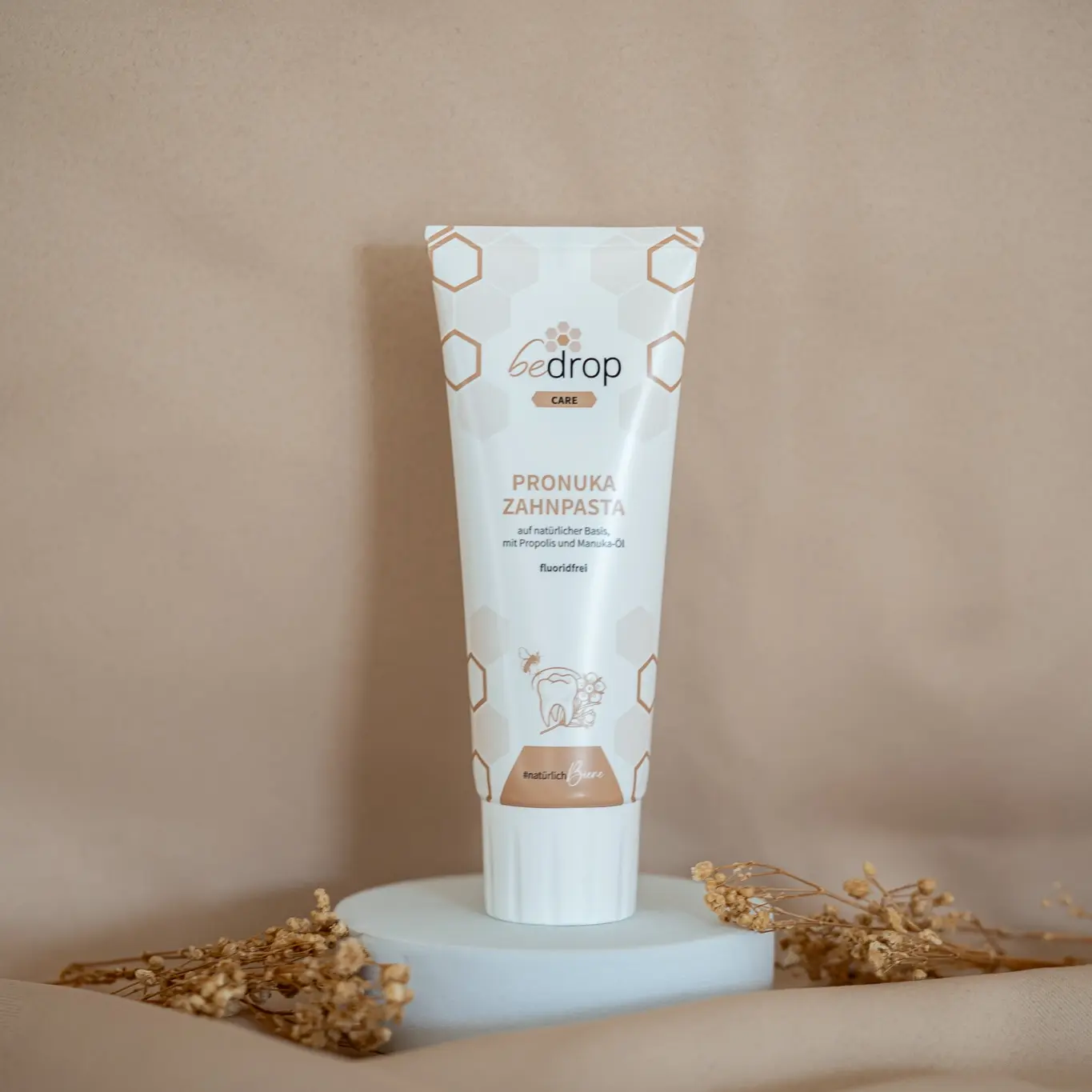 Zahnpasta, natürliche Zahncreme mit Propolis & Manuka-Öl, fluoridfrei „Pronuka" - 75ml